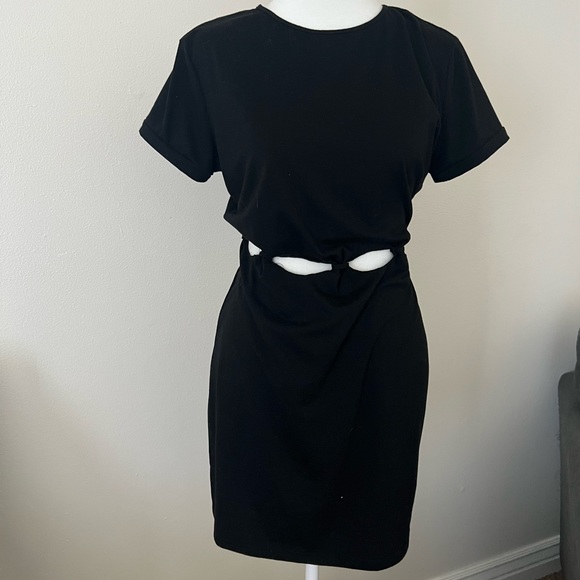 FOREVER 21 | Cutout Waist Black T-Shirt Dress - Picture 1 of 7